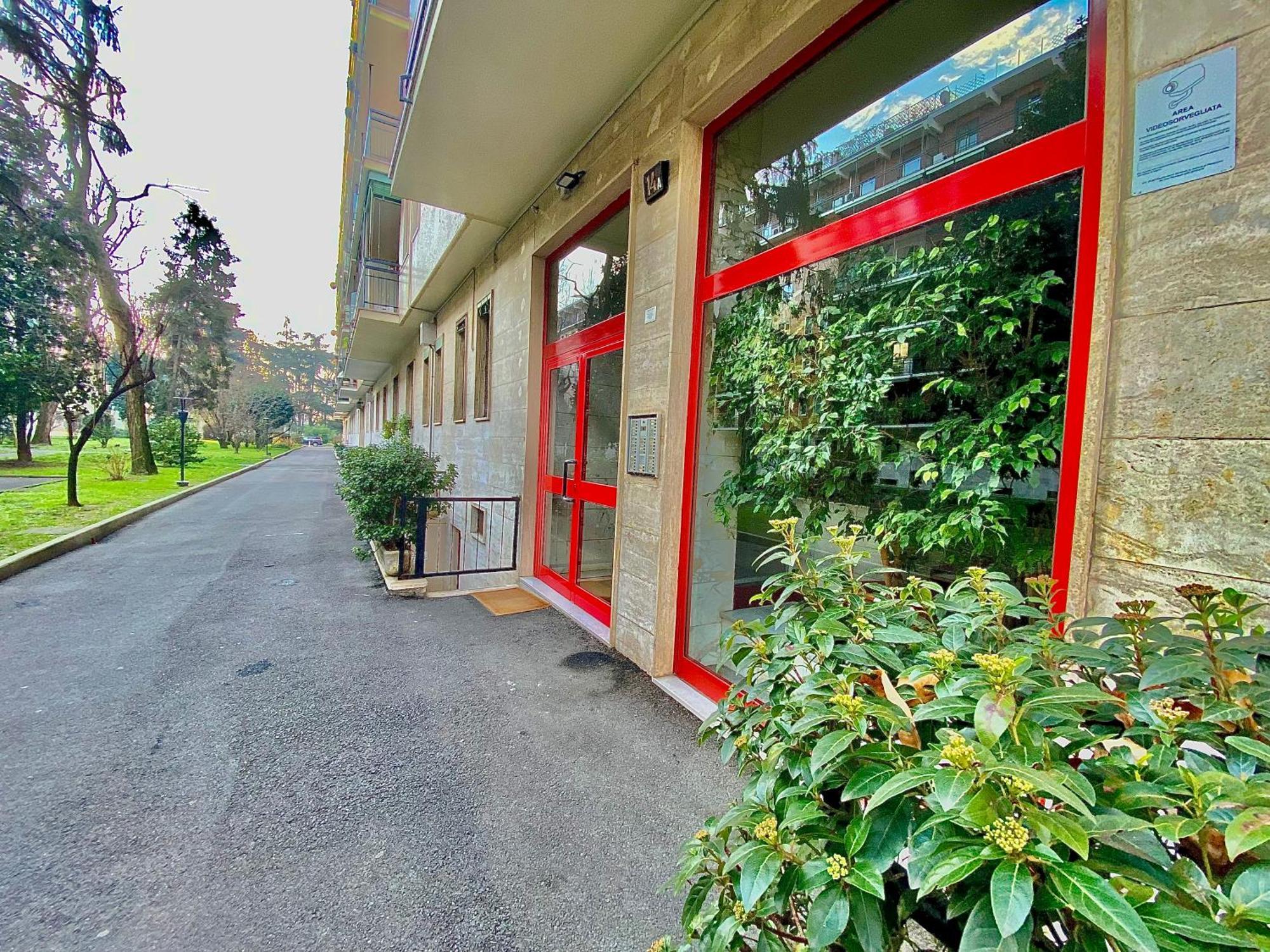 Navigli Style, Tra Metropolitana Famagosta, Comfort E Modernita Apartment Milano Exterior foto